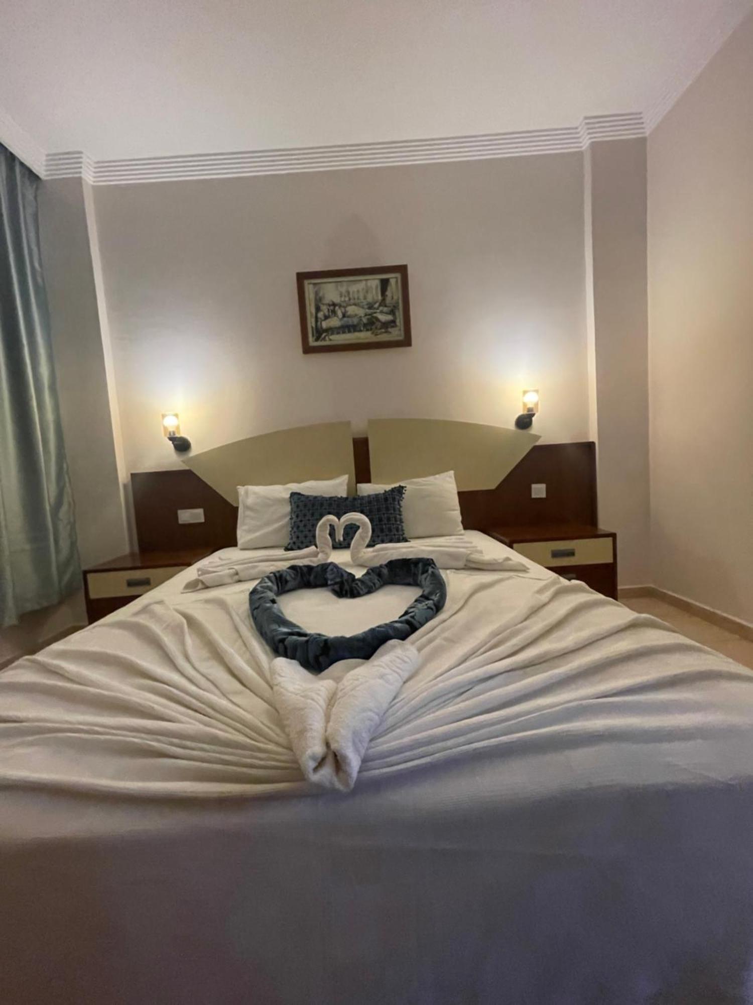 קמר Best Hotel מראה חיצוני תמונה
